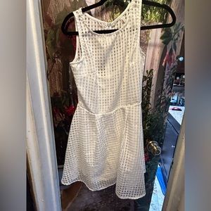 ♥️ 🙏🏽 NWOT‎ FREE TO FLY white dress size S